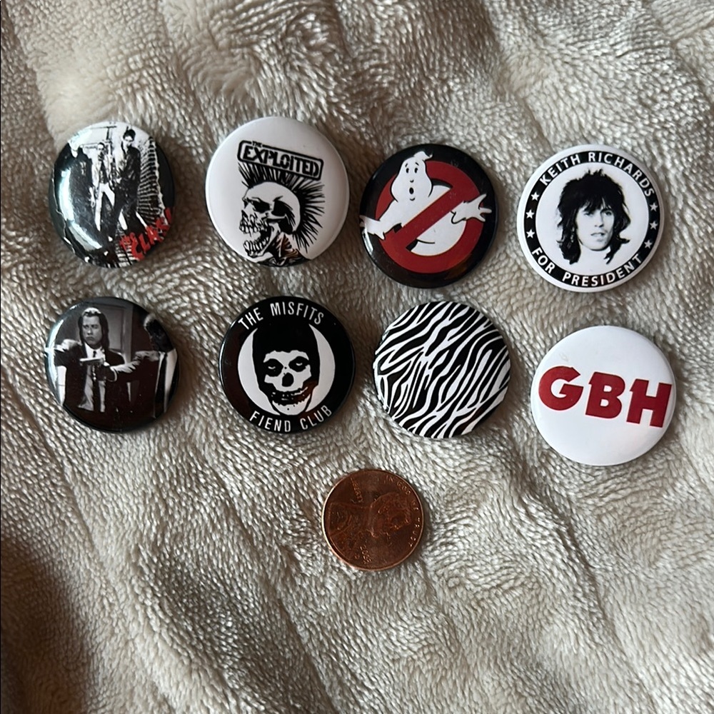 Brandy Melville Band and Pop Culture Button Set